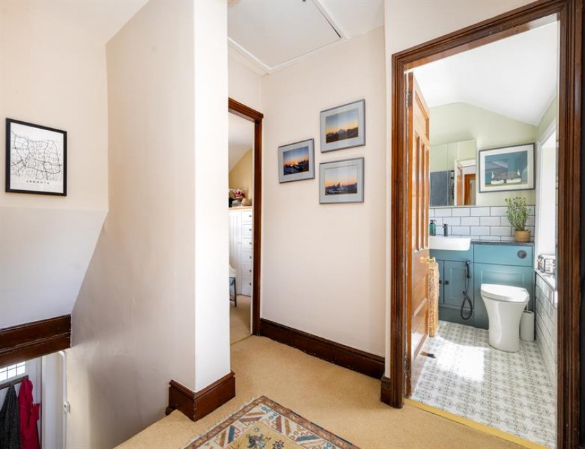 Images for Gorgeous village centre cottage with large garden