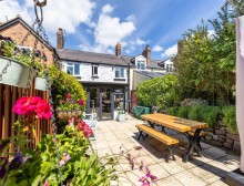 Images for Gorgeous village centre cottage with large garden