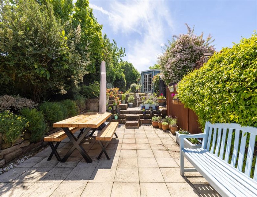 Images for Gorgeous village centre cottage with large garden