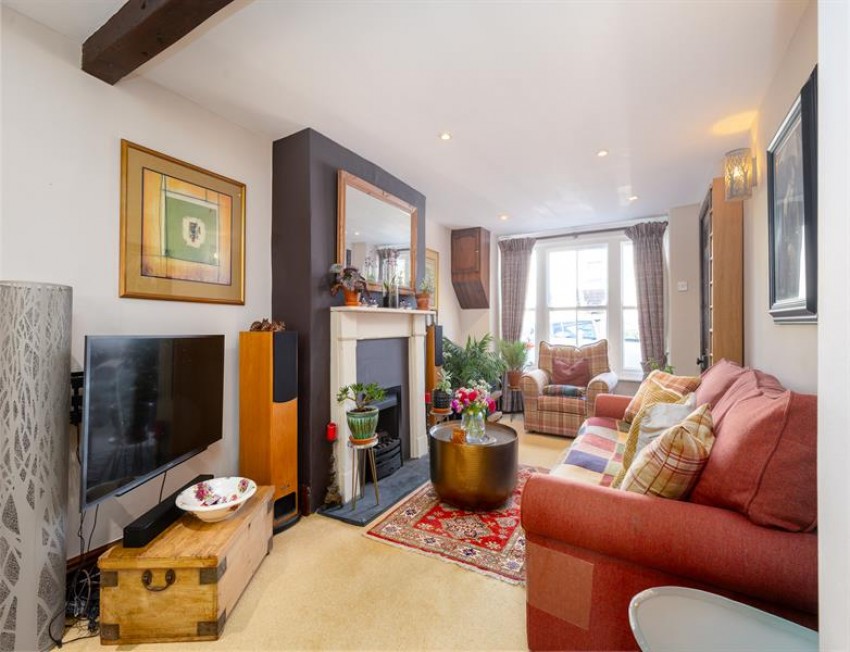 Images for Gorgeous village centre cottage with large garden