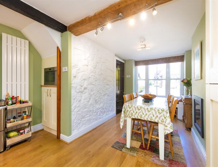 Images for Gorgeous village centre cottage with large garden