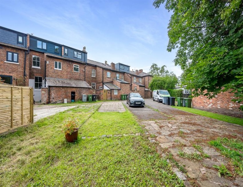Images for Moss Lane, Alderley Edge