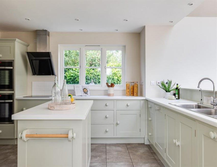 Images for Superb house of over 3000 square feet in 0.64 acre on rural edge of Tarvin