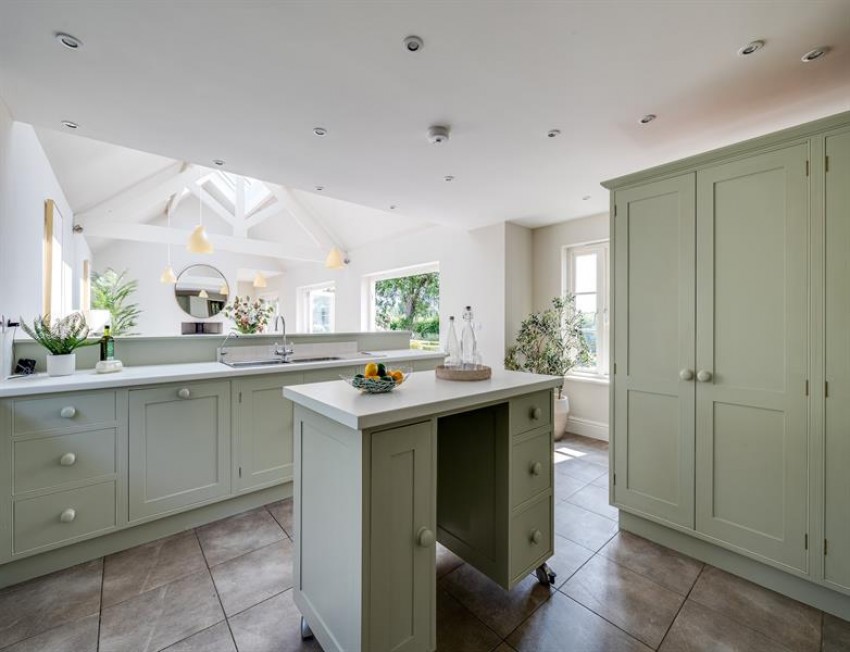 Images for Superb house of over 3000 square feet in 0.64 acre on rural edge of Tarvin