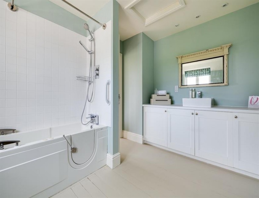 Images for Superb house of over 3000 square feet in 0.64 acre on rural edge of Tarvin