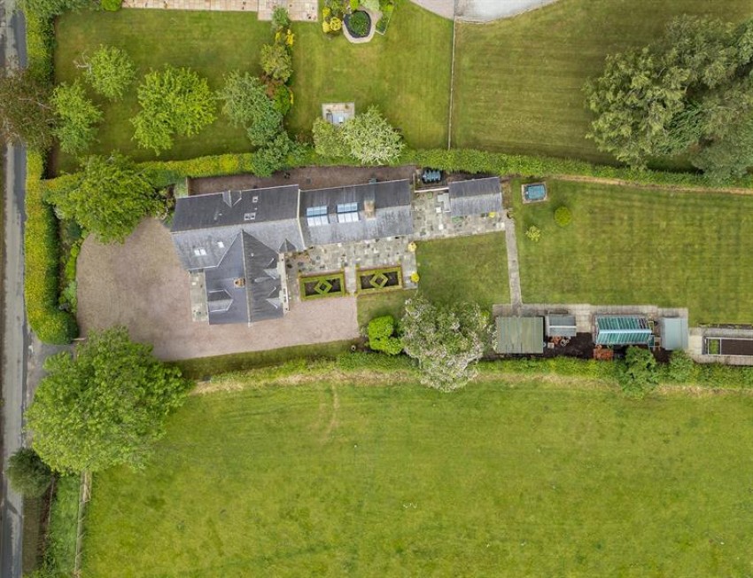 Images for Superb house of over 3000 square feet in 0.64 acre on rural edge of Tarvin