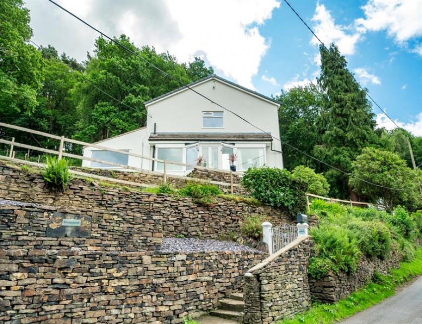 Images for Benches Lane, Marple Bridge
