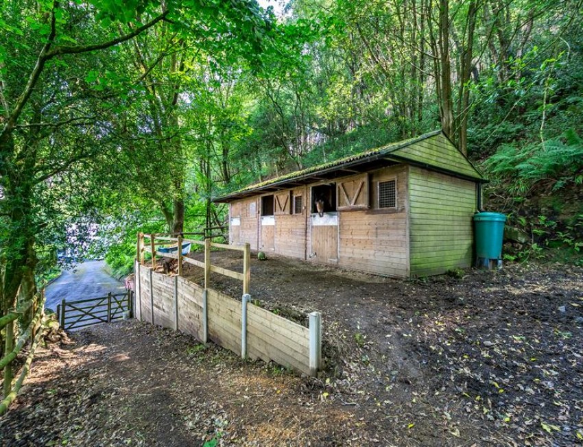 Images for Benches Lane, Marple Bridge