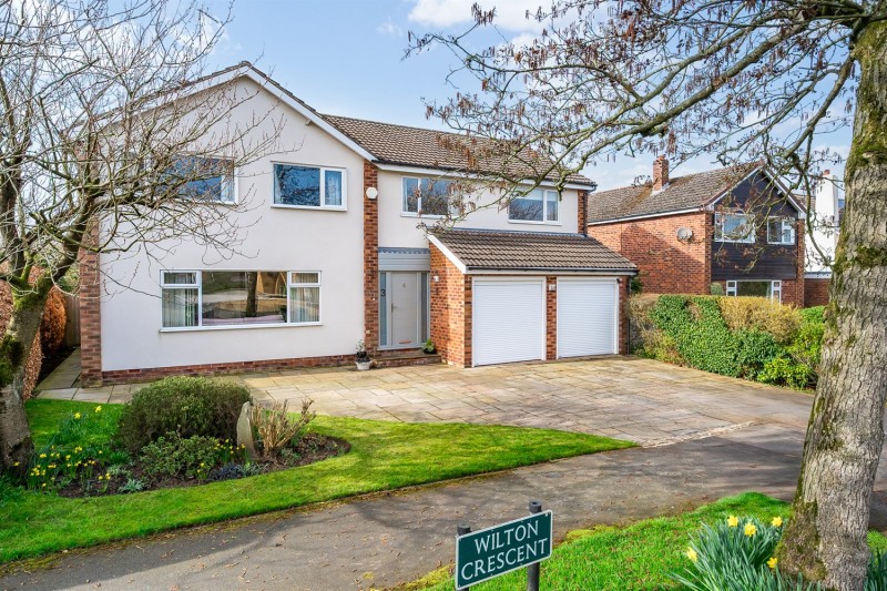 Wilton Crescent, Alderley Edge