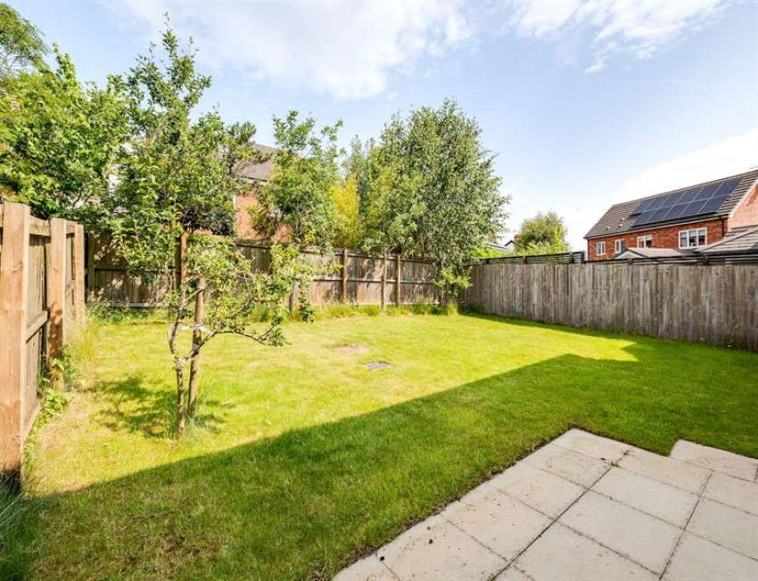 Images for Impressive five bedroom house in Shakerley Close Oakmere