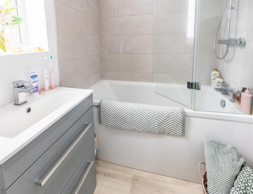 Images for Wroxham Close, Helsby, Frodsham