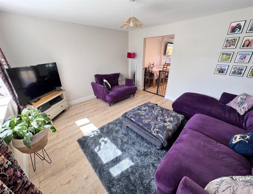 Images for Gisbourne Drive, Chapel-En-Le-Frith, High Peak