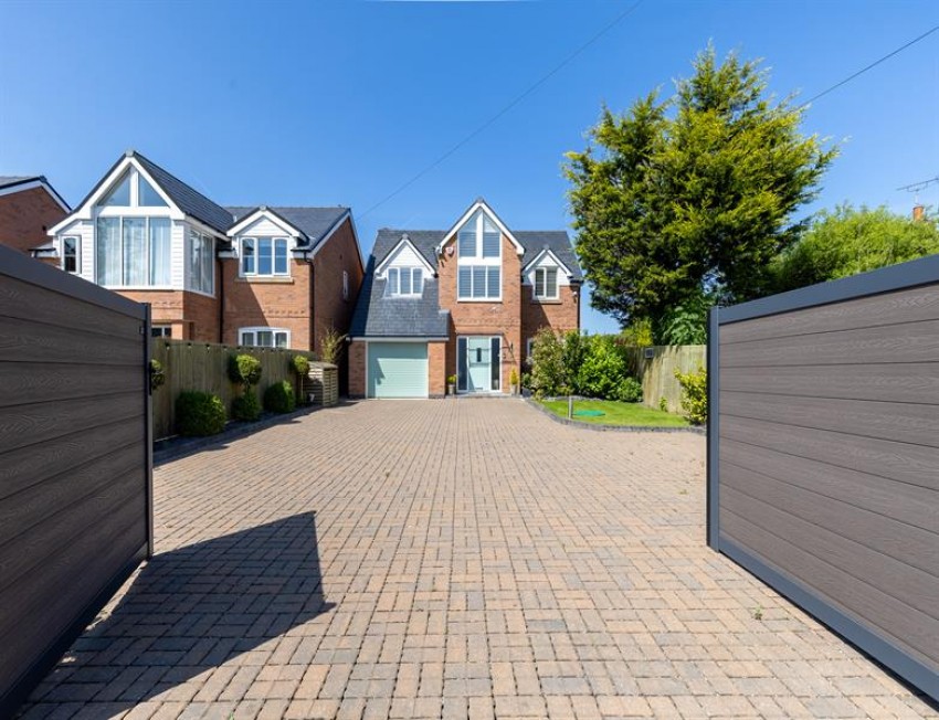 Images for Beautiful landscaped plot of 0.26 acre and contemporary home at The Hamptons