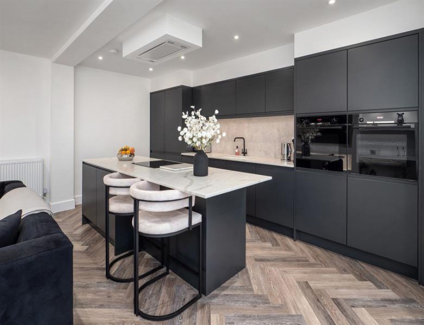 Images for Elm Crescent, Alderley Edge