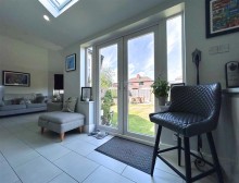 Images for Avonlea Road, Sale
