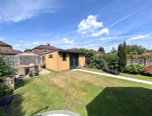 Images for Avonlea Road, Sale