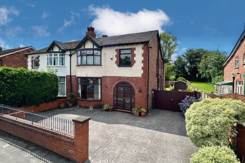 Altrincham Road, Gatley