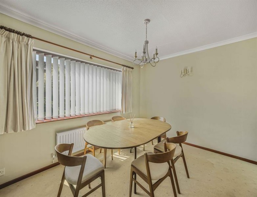 Images for Fitzwilliam Avenue, Sutton, Macclesfield