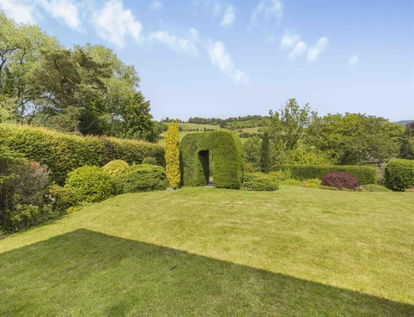 Images for Fitzwilliam Avenue, Sutton, Macclesfield