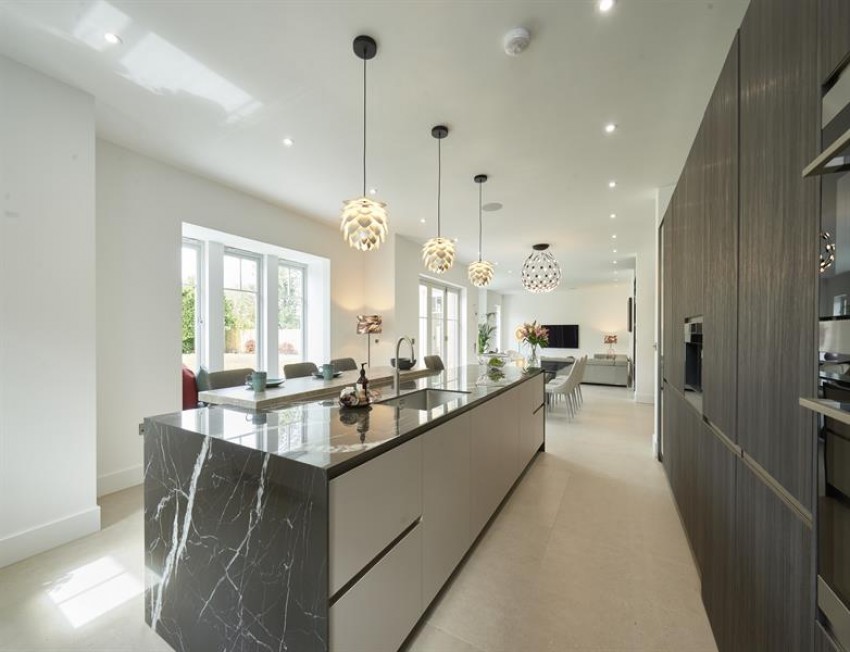 Images for Hale Road, Hale