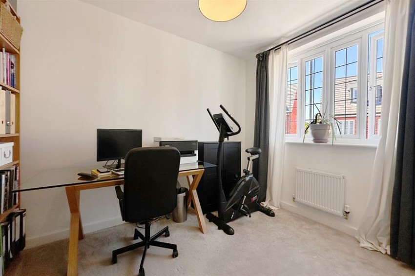 Images for Peterfield Way, Poynton