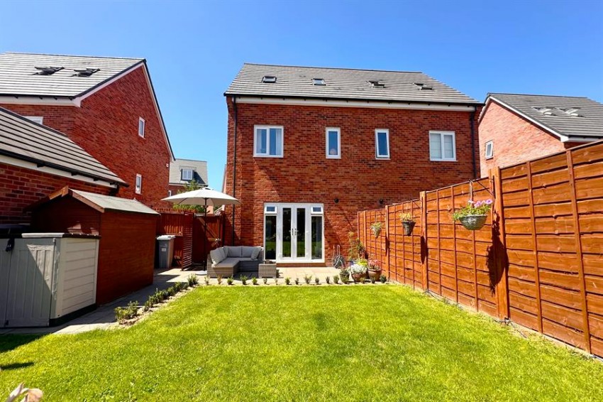 Images for Peterfield Way, Poynton