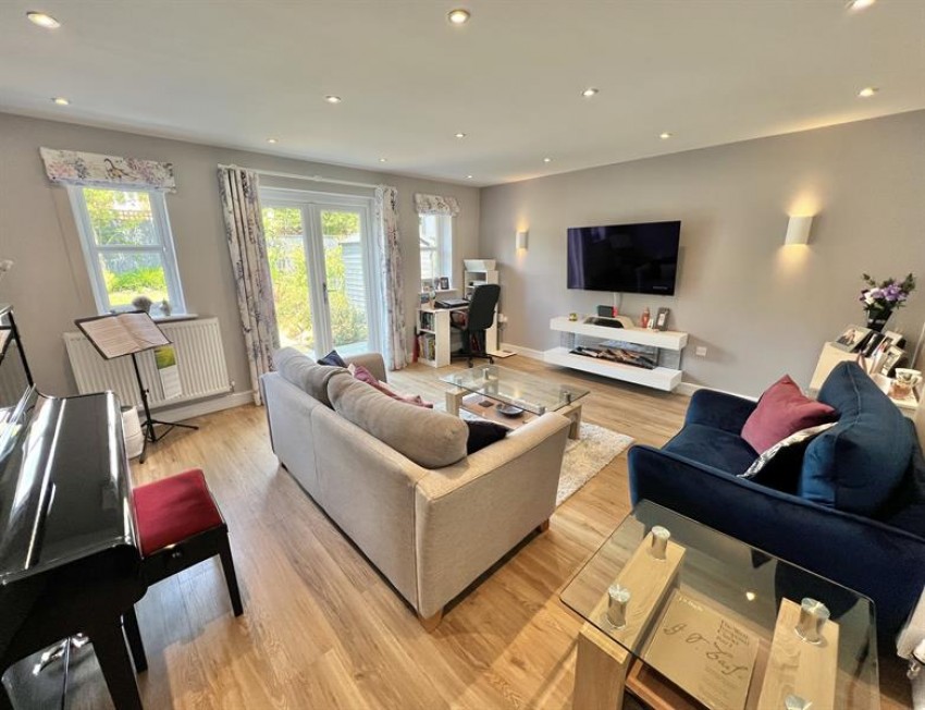 Images for Eastwood Drive, Marple, Stockport