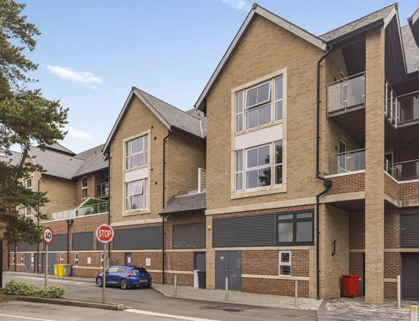 Images for Hale Road, Hale Barns, Altrincham