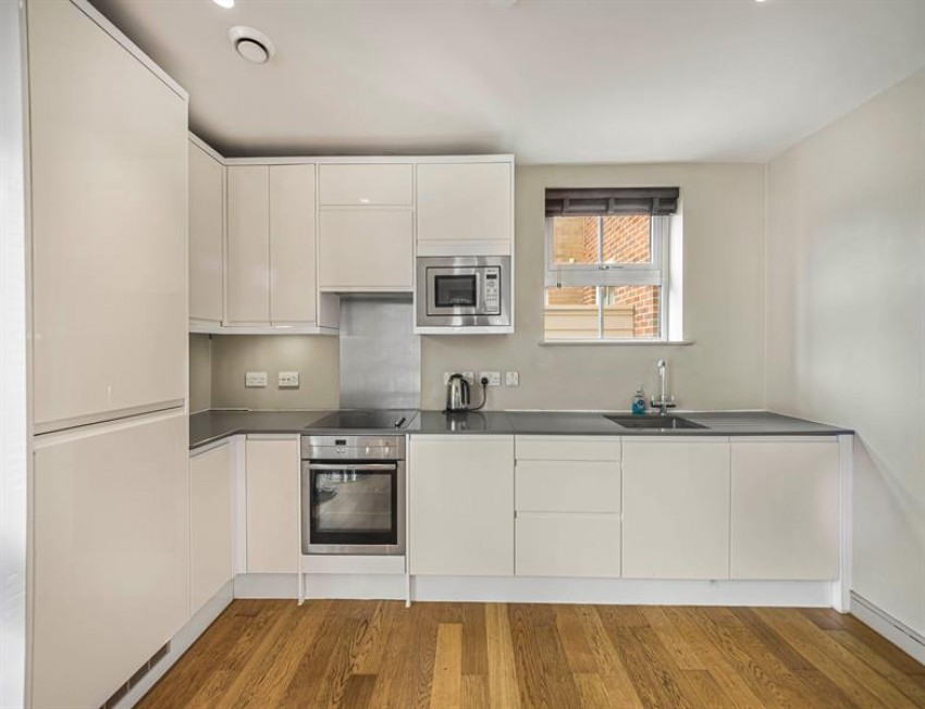 Images for Hale Road, Hale Barns, Altrincham