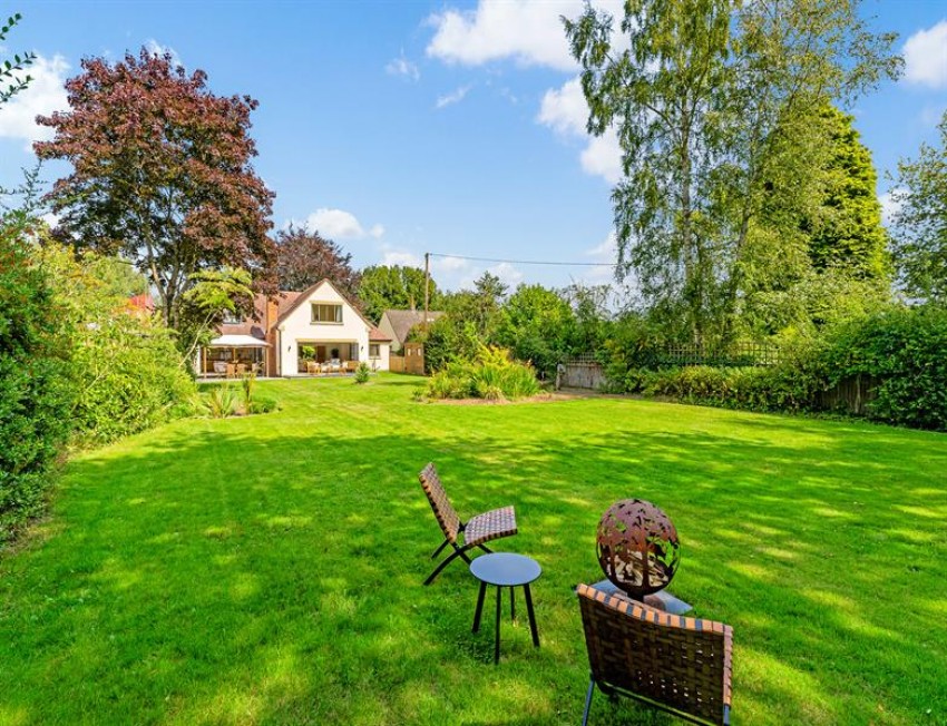 Images for South facing 0.45 acre plot and 4469 square feet in Dalefords Lane