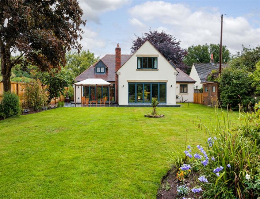 Images for South facing 0.45 acre plot and 4469 square feet in Dalefords Lane