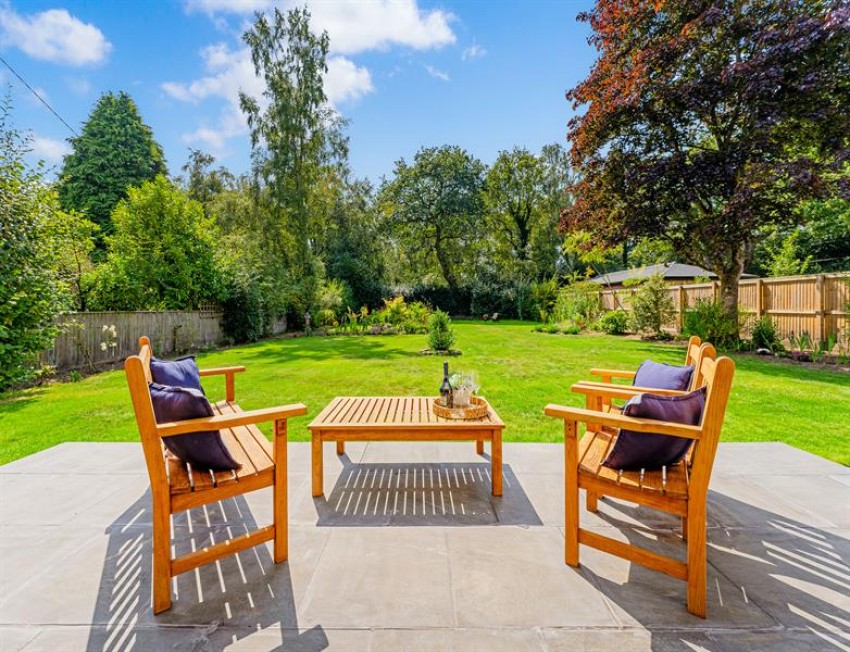 Images for South facing 0.45 acre plot and 4469 square feet in Dalefords Lane