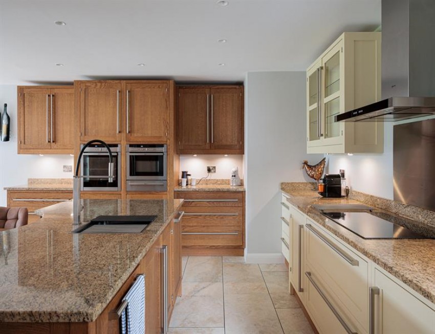 Images for South facing 0.45 acre plot and 4469 square feet in Dalefords Lane