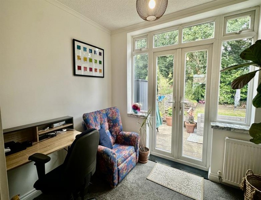Images for Easton Drive, Cheadle