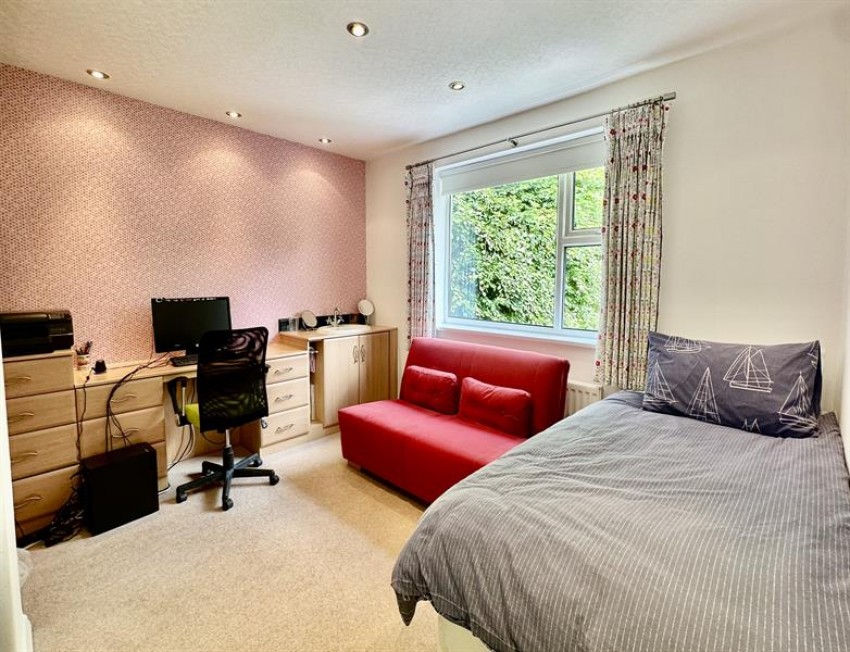 Images for Daylesford Crescent, Cheadle