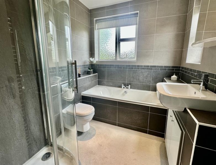Images for Daylesford Crescent, Cheadle