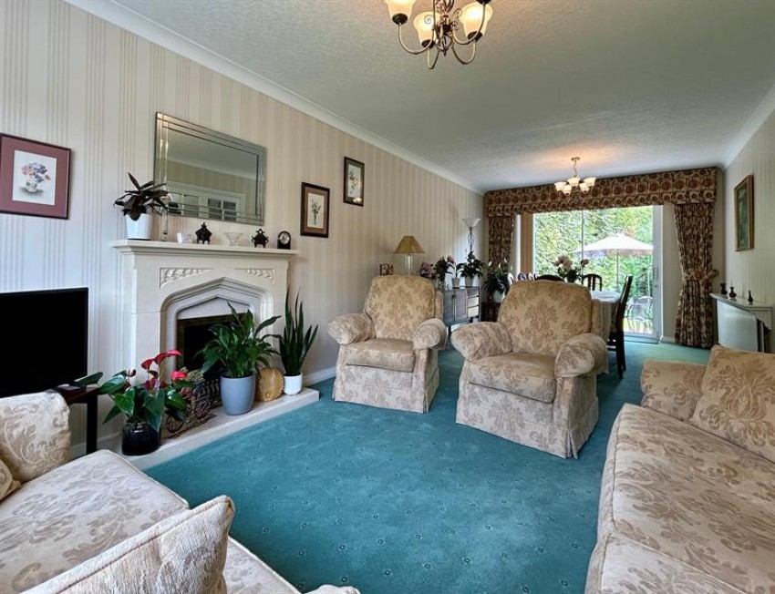 Images for Daylesford Crescent, Cheadle