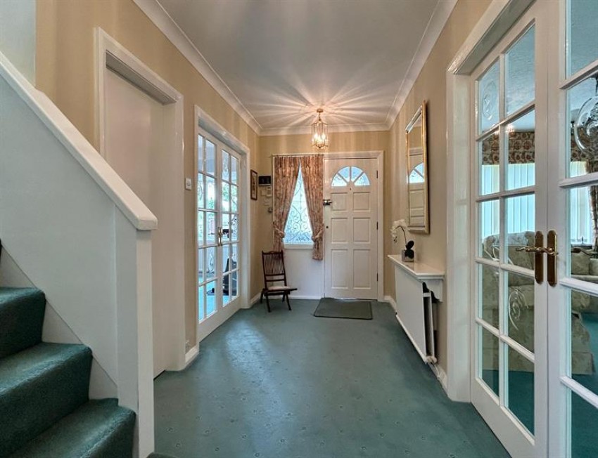 Images for Daylesford Crescent, Cheadle