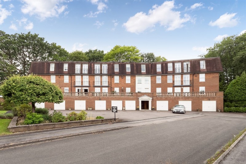 Prestbury Court, Castle Rise, Prestbury, Macclesfield