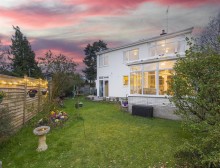 Images for 25 Hadrian Way, large family home of 2300 square feet with very attractive garden 