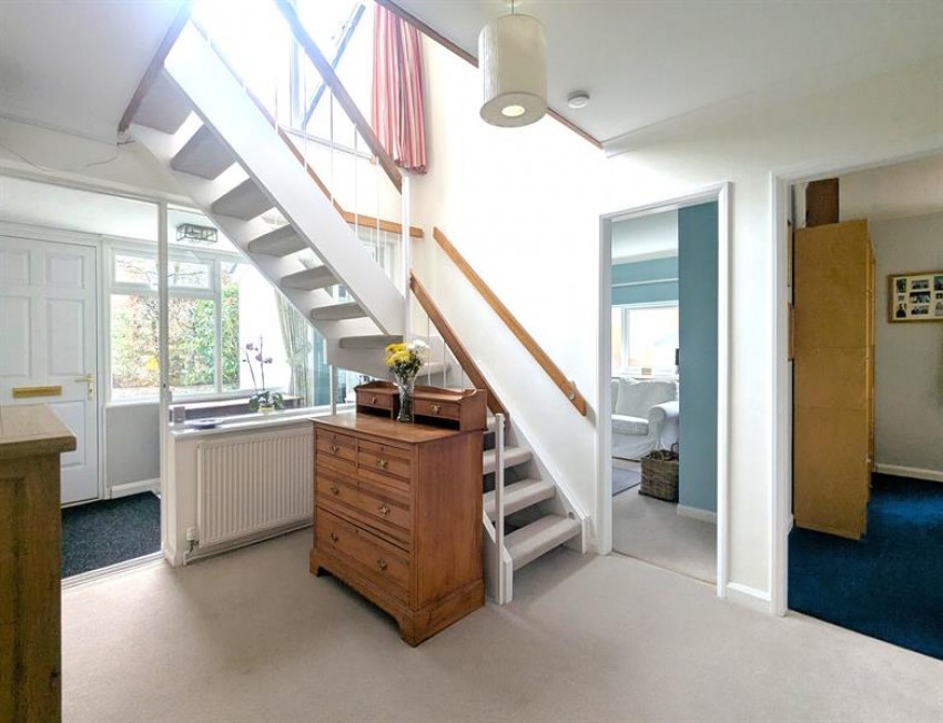 Images for 25 Hadrian Way, large family home of 2300 square feet with very attractive garden 