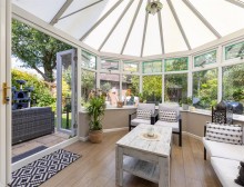 Images for Superb presentation and lovely garden in Abbots Mere Close, Cuddington