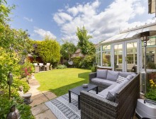 Images for Superb presentation and lovely garden in Abbots Mere Close, Cuddington