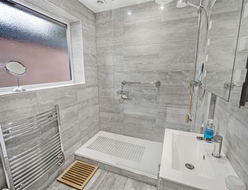 Images for Statham Avenue, Lymm