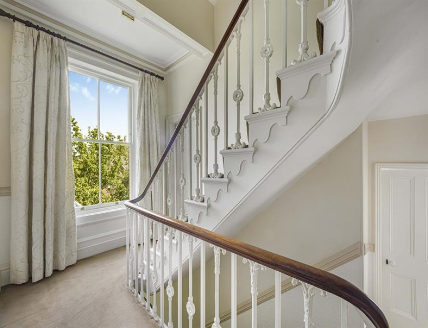 Images for Albert Square, Bowdon, Altrincham