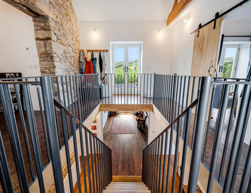 Images for Chapel-En-Le-Frith, High Peak