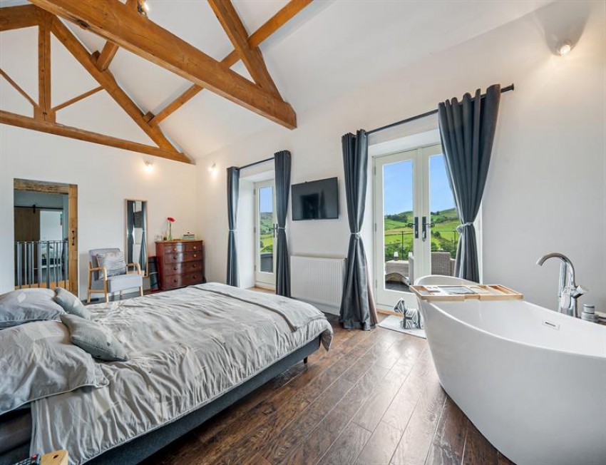 Images for Chapel-En-Le-Frith, High Peak
