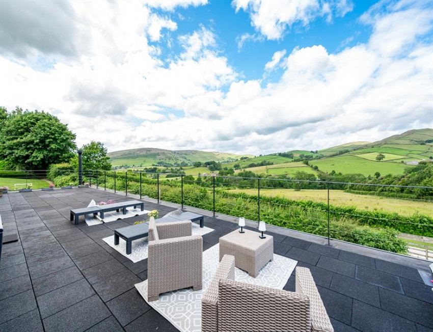 Images for Chapel-En-Le-Frith, High Peak