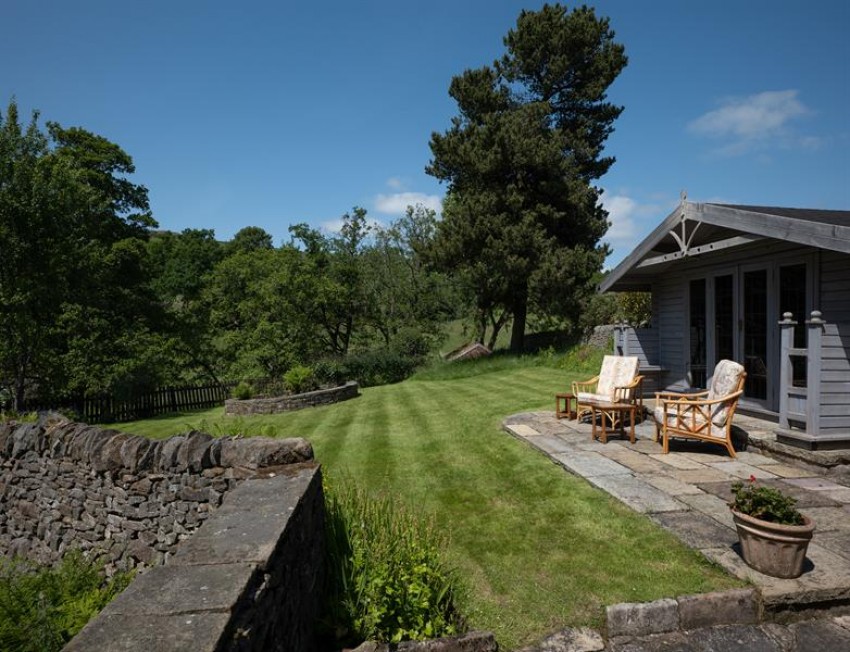 Images for Chapel-En-Le-Frith, High Peak
