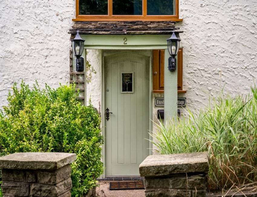 Images for Chapel Brow, Charlesworth, Glossop